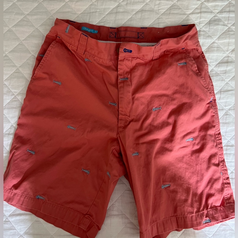 J Mclauglin “nantucket red” shorts with fish embroidery. Sz 31. Lightly worn.